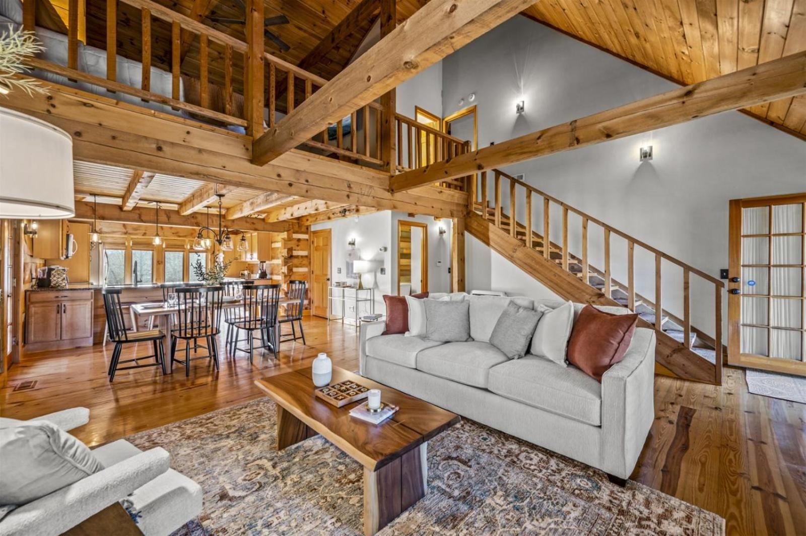 Hidden Star Hideaway-Blackberry Farm-Smoky Mtn Nat Park-Hot Tub- Fire Pit- Fenced Yard- Pet Friendly Walland Exterior photo