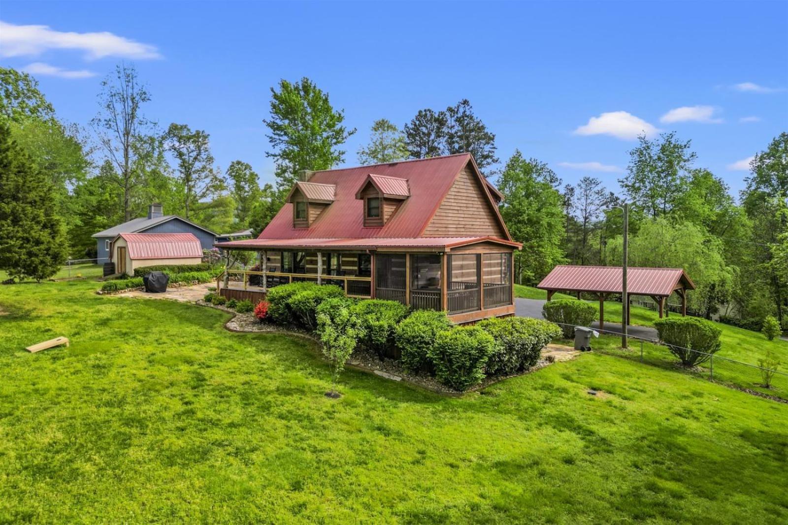 Hidden Star Hideaway-Blackberry Farm-Smoky Mtn Nat Park-Hot Tub- Fire Pit- Fenced Yard- Pet Friendly Walland Exterior photo